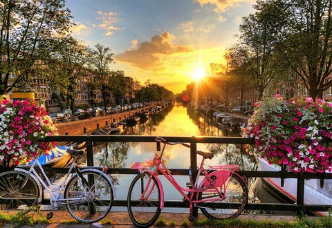 FRUHLING TAKSIM LEIHWAGEN TAKSIM-PLATZ FRUHLING MIETWAGEN TAKSIM-PLATZ FRUHLING