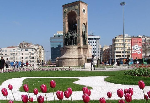  TAKSIM SQUARE (HQ)